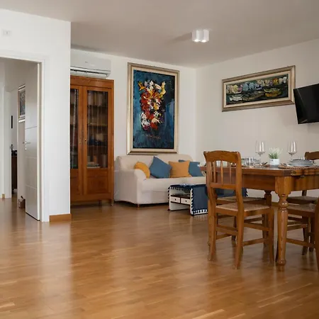 Residenza Mazzini Apartment Alghero