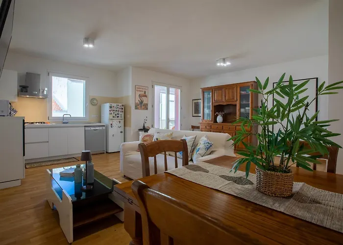 Sardinia Re - Residenza Mazzini Альгеро